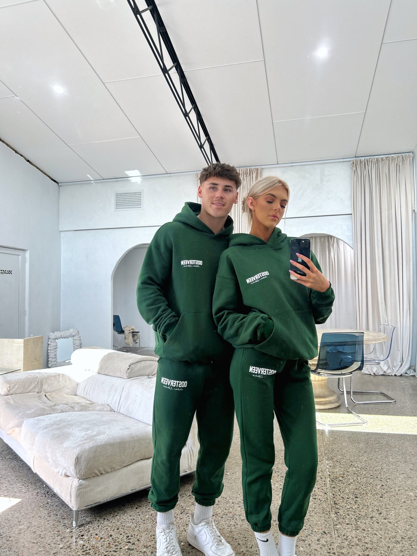 OOSTERVEEN LEISURE CLUB HOODIE - FOREST GREEN