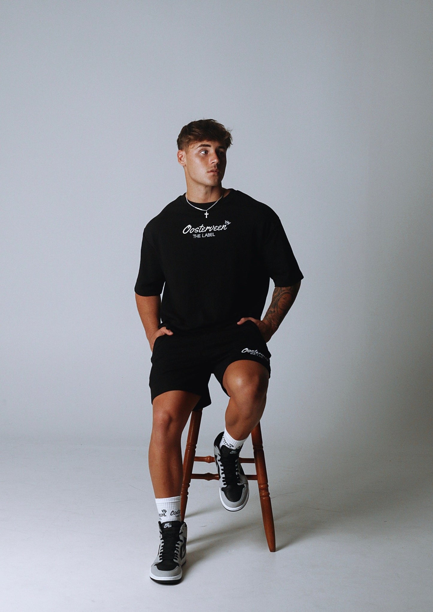 BLACK ORIGINALS BOX TEE